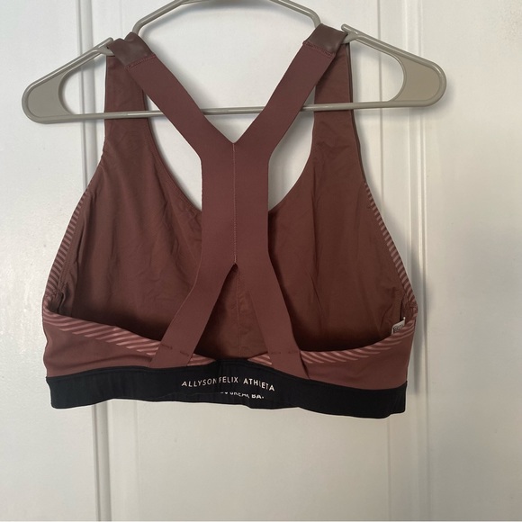 Allyson Felix + Athleta Sports Bra XL - Picture 3 of 5